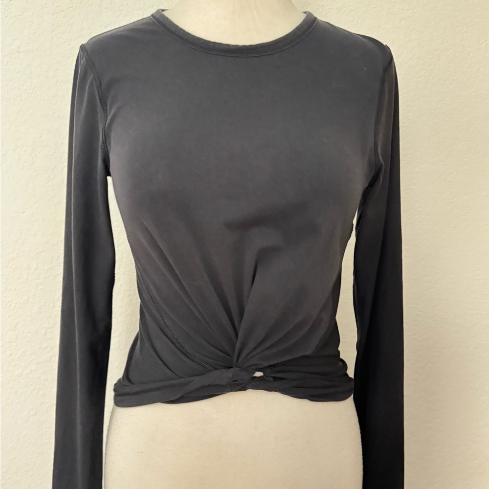 Lululemon Crescent Cupro‎ Twist Black Material & Size Unknown Read Description